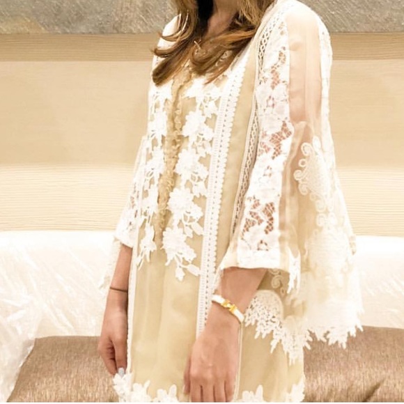 Mina hasan Pakistani/Indian outfit - Picture 3 of 3